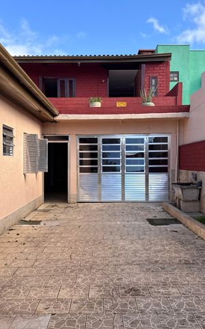 Casa à venda com 240m², 4 quartos e 3 vagas Casa à venda com 240m², 4 quartos e 3 vagasÁrea Externa