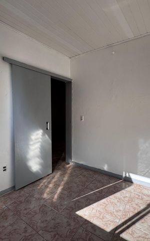Casa à venda com 240m², 4 quartos e 3 vagas Casa à venda com 240m², 4 quartos e 3 vagasQuarto 2