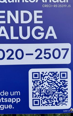 Casa à venda com 240m², 4 quartos e 3 vagas Casa à venda com 240m², 4 quartos e 3 vagasPlaca