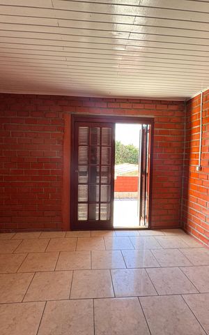 Casa à venda com 240m², 4 quartos e 3 vagas Casa à venda com 240m², 4 quartos e 3 vagasQuarto 4