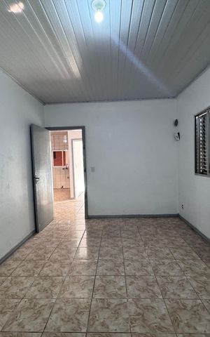 Casa à venda com 240m², 4 quartos e 3 vagas Casa à venda com 240m², 4 quartos e 3 vagasQuarto 1