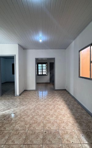 Casa à venda com 240m², 4 quartos e 3 vagas Casa à venda com 240m², 4 quartos e 3 vagasCozinha