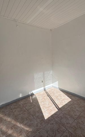 Casa à venda com 240m², 4 quartos e 3 vagas Casa à venda com 240m², 4 quartos e 3 vagasQuarto 2