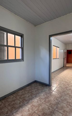 Casa à venda com 240m², 4 quartos e 3 vagas Casa à venda com 240m², 4 quartos e 3 vagasSala