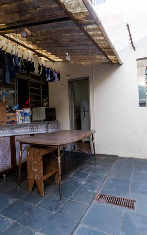 Casa à venda com 732m², 5 quartos e 6 vagas Casa à venda com 732m², 5 quartos e 6 vagasÁrea de Serviço
