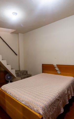 Casa à venda com 732m², 5 quartos e 6 vagas Casa à venda com 732m², 5 quartos e 6 vagasQuarto 4
