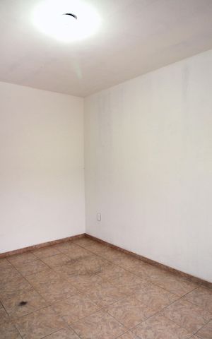 Casa à venda com 120m², 2 quartos e sem vagaQuarto 2