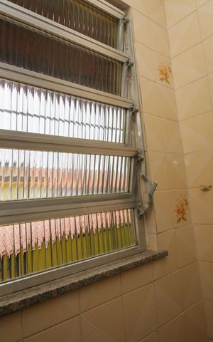 Casa à venda com 120m², 2 quartos e sem vagaBanheiro