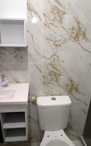 Casa à venda com 120m², 2 quartos e sem vagaBanheiro de serviço