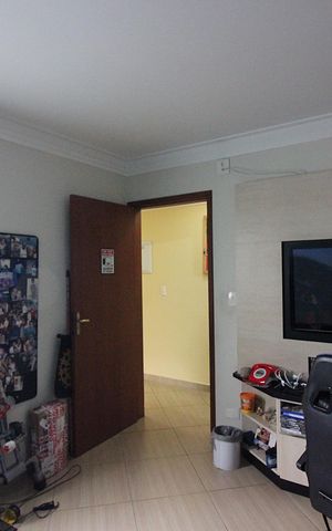 Casa à venda com 298m², 4 quartos e 5 vagasQuarto 01