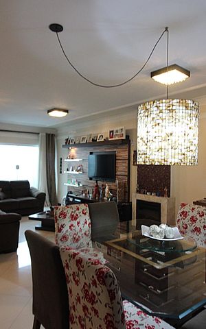 Casa à venda com 298m², 4 quartos e 5 vagasSala