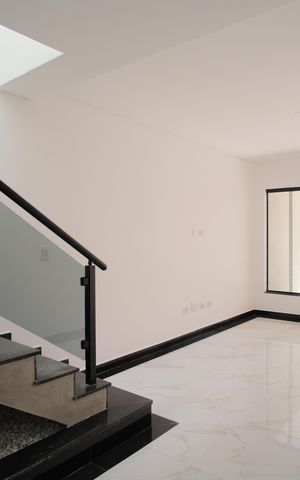 Casa à venda com 130m², 3 quartos e 2 vagasSala