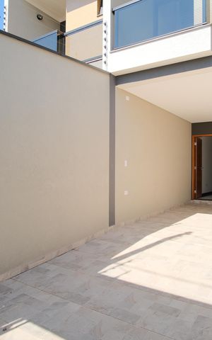 Casa à venda com 130m², 3 quartos e 2 vagasGaragem