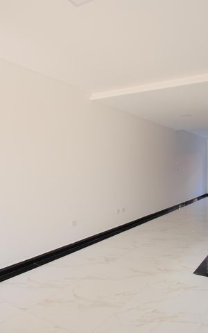 Casa à venda com 130m², 3 quartos e 2 vagasSala