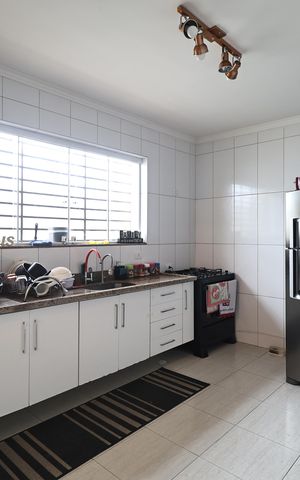 Casa à venda com 160m², 3 quartos e 2 vagasCozinha