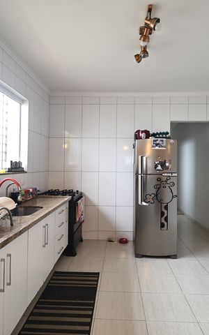 Casa à venda com 160m², 3 quartos e 2 vagasCozinha