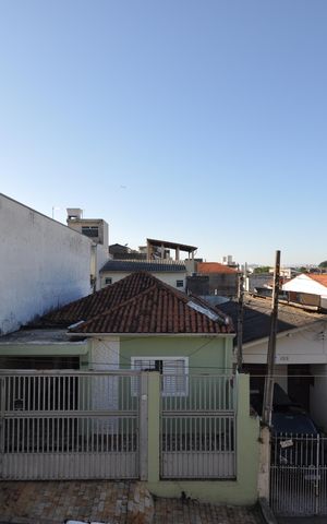 Casa à venda com 240m², 3 quartos e 2 vagasVista da Sala de TV