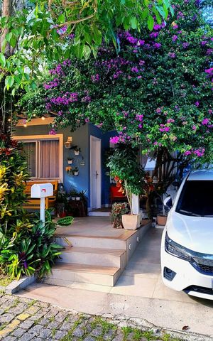 Casa de condomínio à venda com 140m², 4 quartos e 2 vagas Casa de condomínio à venda com 140m², 4 quartos e 2 vagasÁrea externa