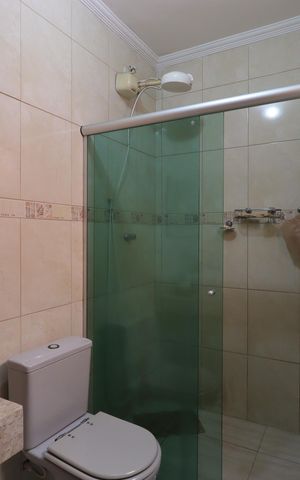 Casa à venda com 187m², 3 quartos e 4 vagasBanheiro Social
