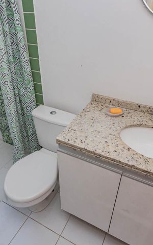 Casa à venda com 200m², 3 quartos e sem vagaBanheiro da Suíte