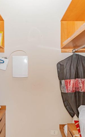 Casa à venda com 200m², 3 quartos e sem vagaCloset da suíte