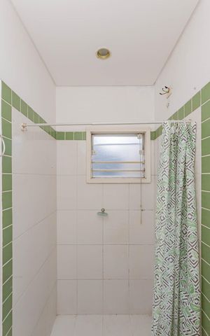 Casa à venda com 200m², 3 quartos e sem vagaBanheiro da Suíte