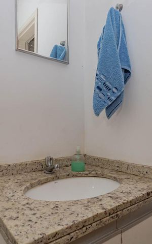 Casa à venda com 200m², 3 quartos e sem vagaBanheiro da Suíte 3
