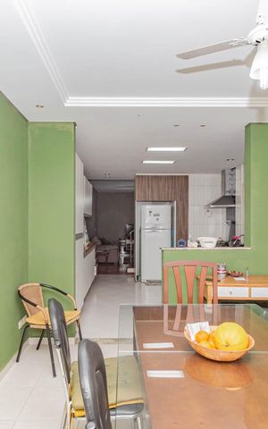 Casa à venda com 200m², 3 quartos e sem vagaSala de Jantar