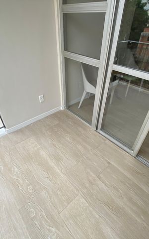 Apartamento para alugar com 70m², 2 quartos e 1 vaga Apartamento para alugar com 70m², 2 quartos e 1 vagaVaranda - Sala