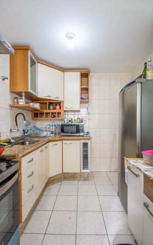 Apartamento à venda com 45m², 2 quartos e 1 vaga Apartamento à venda com 45m², 2 quartos e 1 vagaCozinha