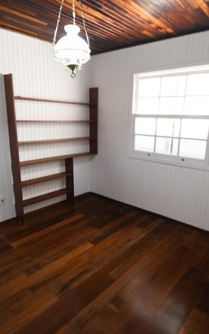 Casa de condomínio à venda com 300m², 3 quartos e 4 vagasQuarto 2