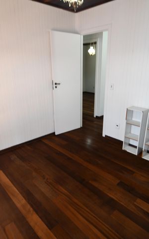 Casa de condomínio à venda com 300m², 3 quartos e 4 vagasQuarto 1