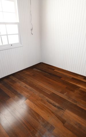 Casa de condomínio à venda com 300m², 3 quartos e 4 vagasQuarto 2