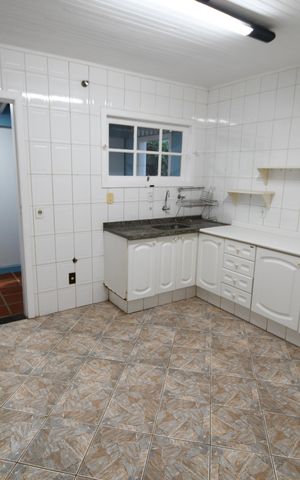 Casa de condomínio à venda com 300m², 3 quartos e 4 vagasCozinha