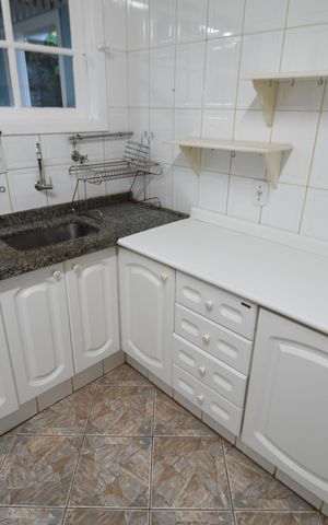 Casa de condomínio à venda com 300m², 3 quartos e 4 vagasCozinha