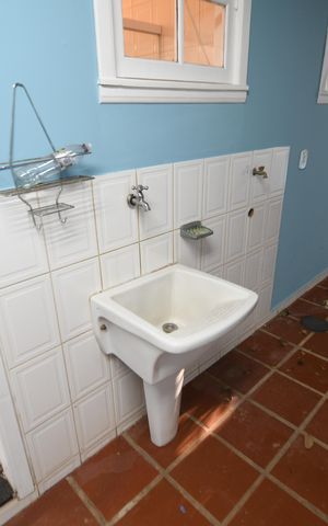 Casa de condomínio à venda com 300m², 3 quartos e 4 vagasÁrea de Serviço