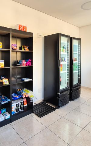 Apartamento para alugar com 52m², 2 quartos e 1 vaga Apartamento para alugar com 52m², 2 quartos e 1 vagaÁrea comum - mercadinho