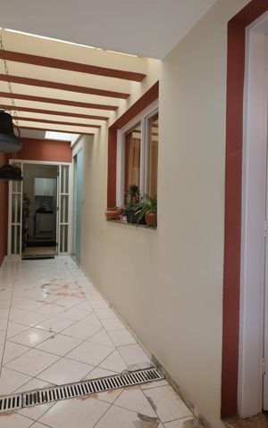 Casa para alugar com 207m², 3 quartos e 2 vagasCorredor externo