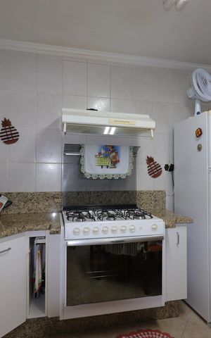 Casa para alugar com 207m², 3 quartos e 2 vagasCozinha