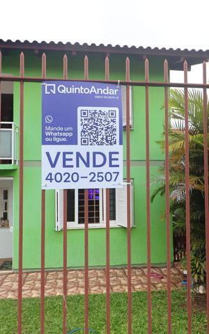 Casa à venda com 138m², 3 quartos e 2 vagasPlaca