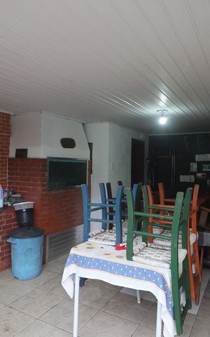 Casa à venda com 138m², 3 quartos e 2 vagasÁrea de Serviço