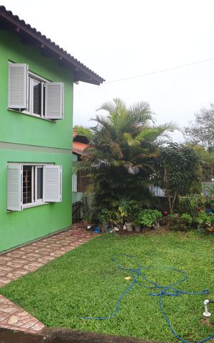 Casa à venda com 138m², 3 quartos e 2 vagasÁrea externa