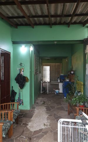 Casa à venda com 138m², 3 quartos e 2 vagasGaragem
