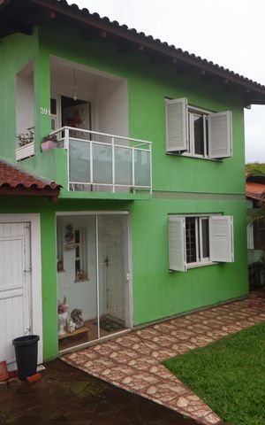 Casa à venda com 138m², 3 quartos e 2 vagasÁrea externa