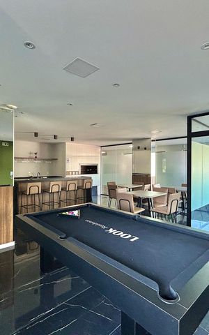 Apartamento à venda com 139m², 3 quartos e 2 vagas Apartamento à venda com 139m², 3 quartos e 2 vagasÁrea comum - Salo de festa