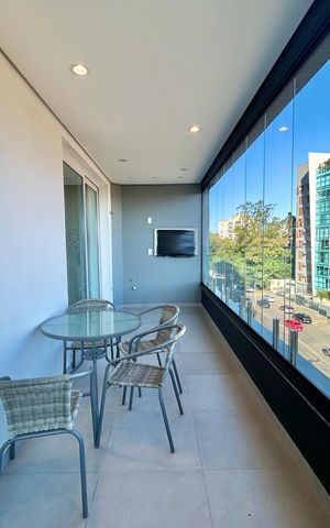 Apartamento à venda com 139m², 3 quartos e 2 vagas Apartamento à venda com 139m², 3 quartos e 2 vagasSacada