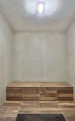 Apartamento à venda com 139m², 3 quartos e 2 vagas Apartamento à venda com 139m², 3 quartos e 2 vagasSaúna