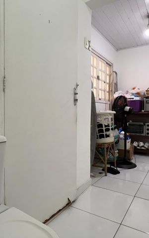Casa à venda com 300m², 3 quartos e 7 vagasQuarto de Serviço