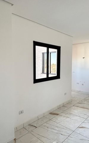 Apartamento à venda com 78m², 2 quartos e 1 vaga Apartamento à venda com 78m², 2 quartos e 1 vagaSala