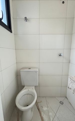 Apartamento à venda com 78m², 2 quartos e 1 vaga Apartamento à venda com 78m², 2 quartos e 1 vagaBanheiro da Suíte
